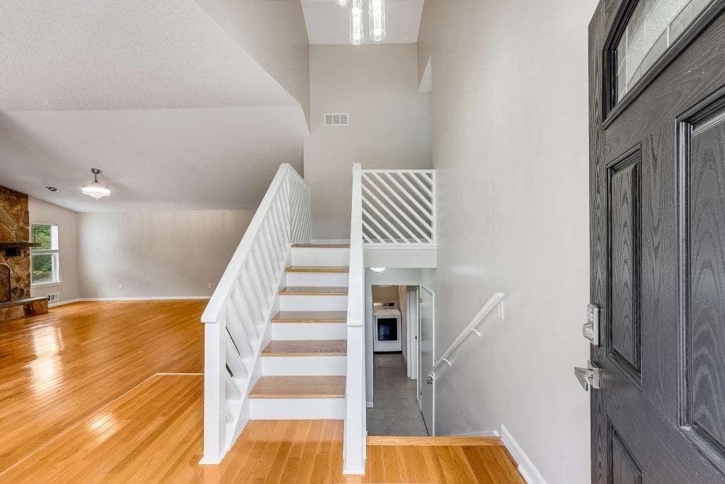 3 bedroom, 2 bathroom, 1,466 sq ft single family residence for rent at 9745 Loblolly Lane, Roswell, GA 30075 for $2,900 a month — photo 8