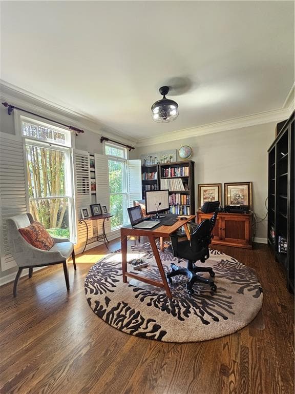 5 bedroom, 5 bathroom, 4,563 sq ft single family residence for sale at 1363 Riverview Run Lane, Suwanee, GA 30024 — photo 9