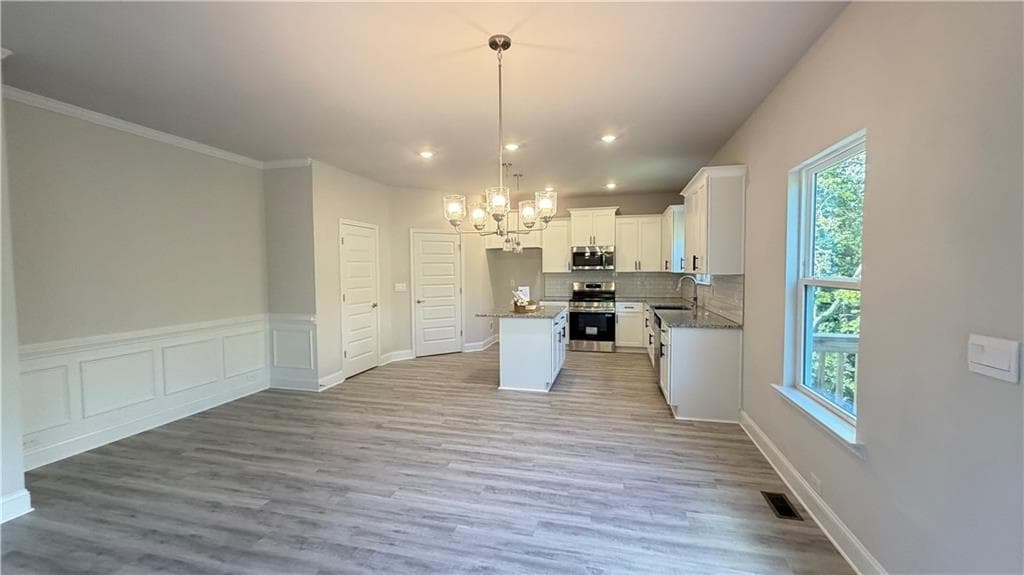 5 bedroom, 4 bathroom, 2,131 sq ft single family residence for sale at 610 Bald Ridge Circle, Demorest, GA 30535 — photo 10