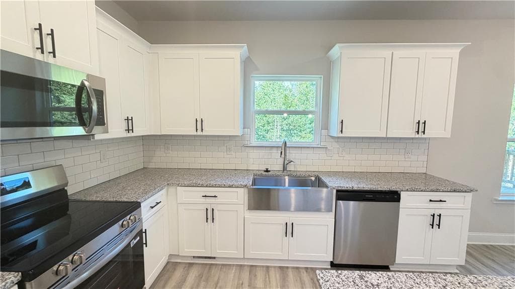 5 bedroom, 4 bathroom, 2,131 sq ft single family residence for sale at 610 Bald Ridge Circle, Demorest, GA 30535 — photo 9