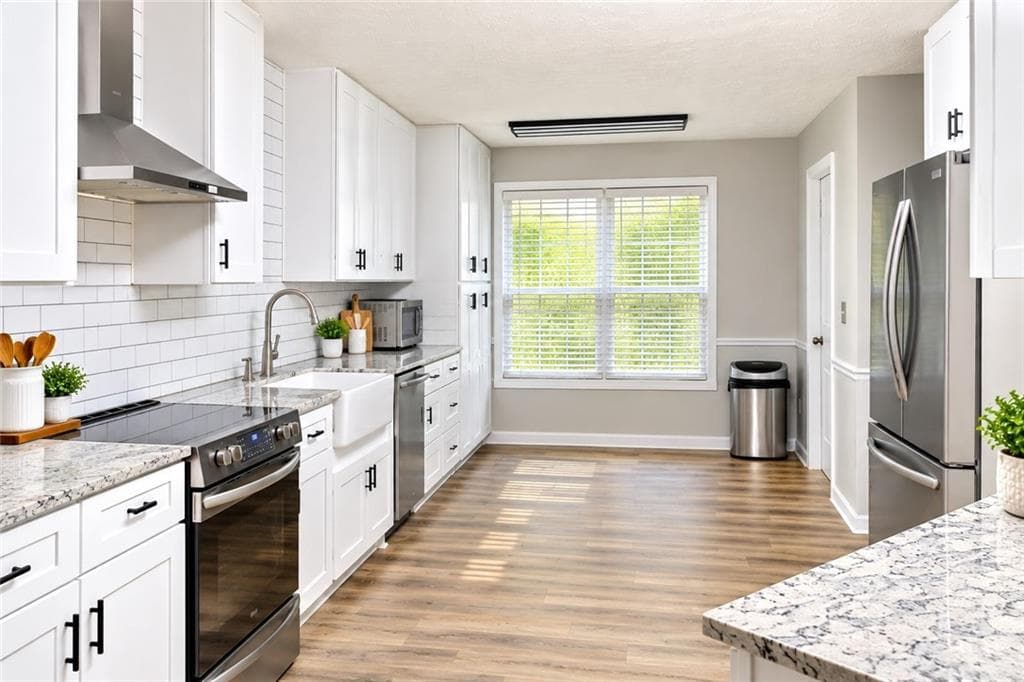 4 bedroom, 2 bathroom, 2,264 sq ft single family residence for sale at 155 RoseWalk Drive, Covington, GA 30016 — photo 6