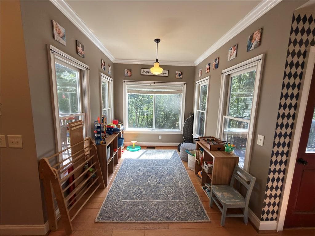 5 bedroom, 4 bathroom, 3,822 sq ft single family residence for sale at 399 Grindstone Creek Drive, Clarkesville, GA 30523 — photo 10