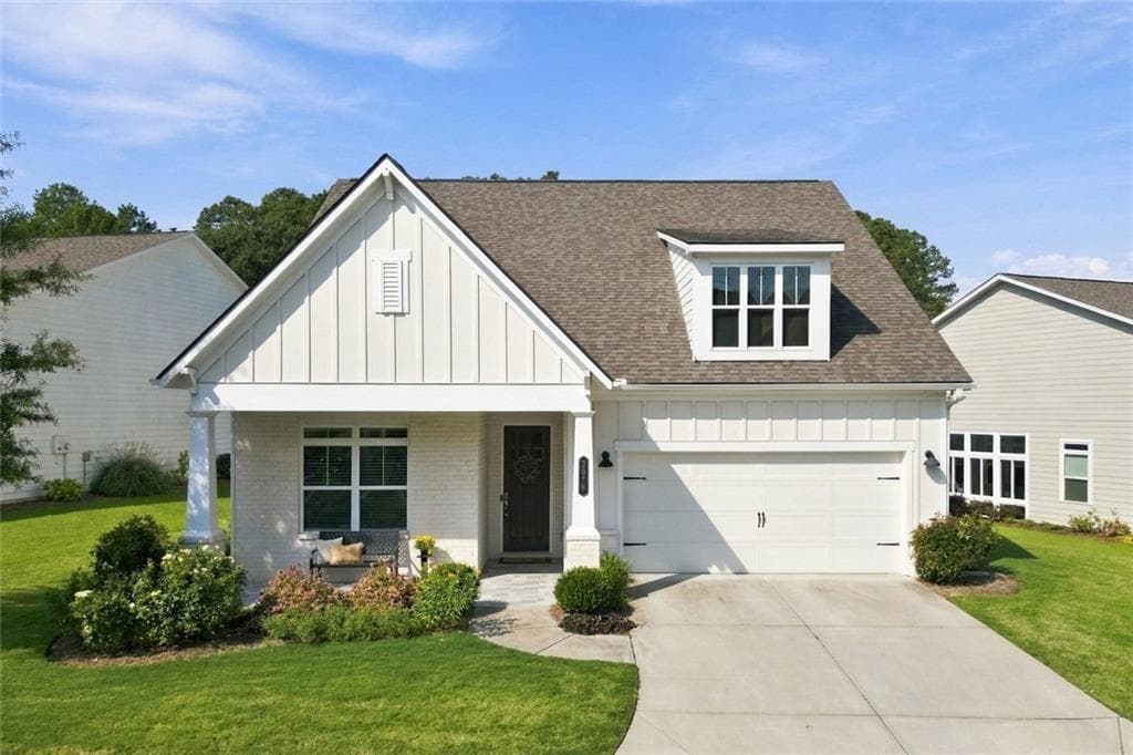 3 bedroom, 3 bathroom, 2,661 sq ft single family residence for sale at 2078 Abode Way, Marietta, GA 30066