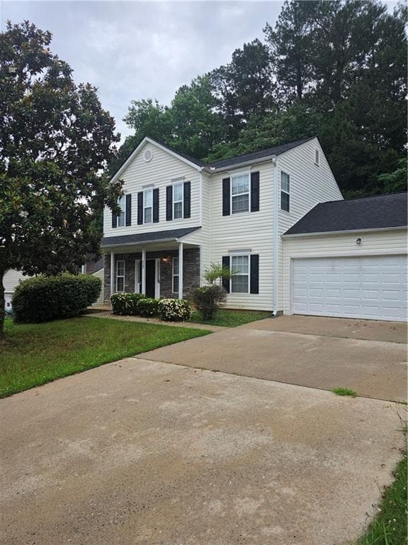 3 bedroom, 3 bathroom, 1,640 sq ft single family residence for rent at 5745 Old Carriage Drive, Atlanta, GA 30349 for $2,100 a month