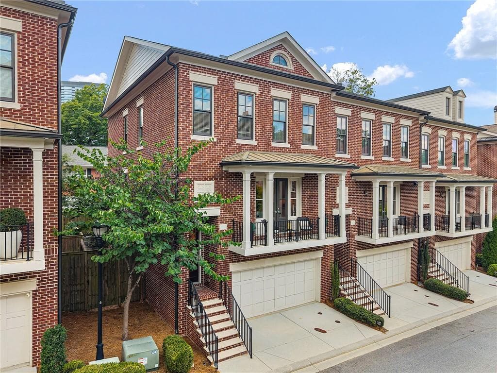 3 bedroom, 4 bathroom, 2,500 sq ft townhouse for sale at 3718 Paige Way, Atlanta, GA 30319 — photo 1 of 32