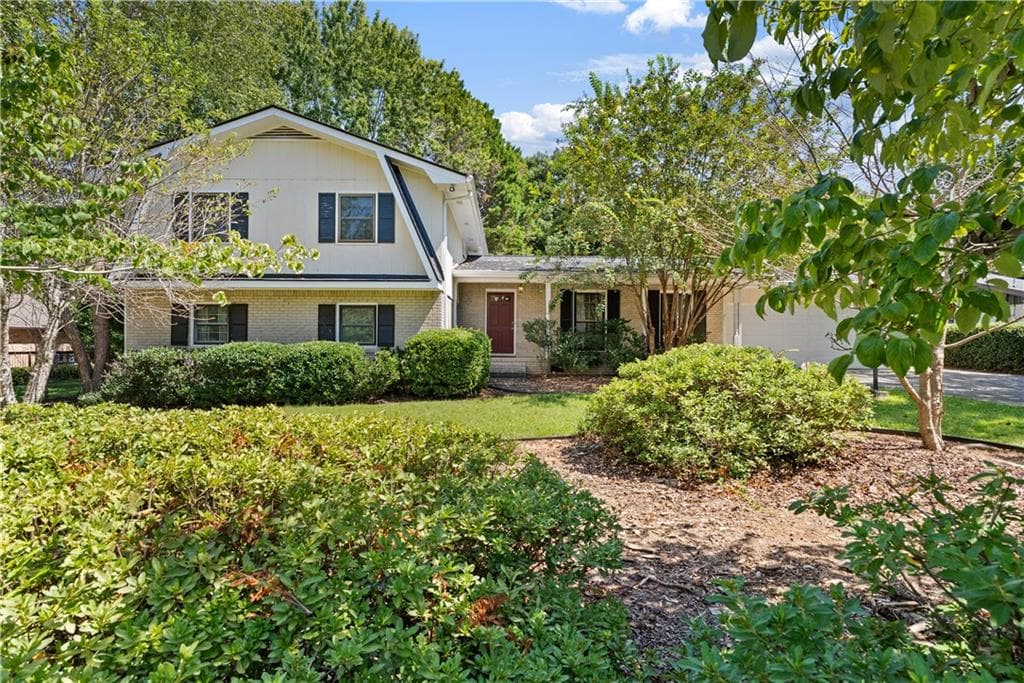 4 bedroom, 3 bathroom, 2,700 sq ft single family residence for sale at 5161 Joel Lane, Dunwoody, GA 30360