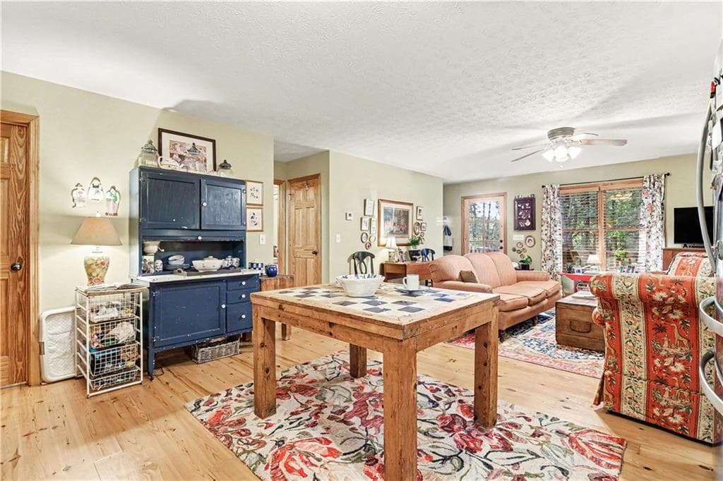 3 bedroom, 3 bathroom, 2,586 sq ft single family residence for sale at 555 River Flow Drive, Dahlonega, GA 30533 — photo 9