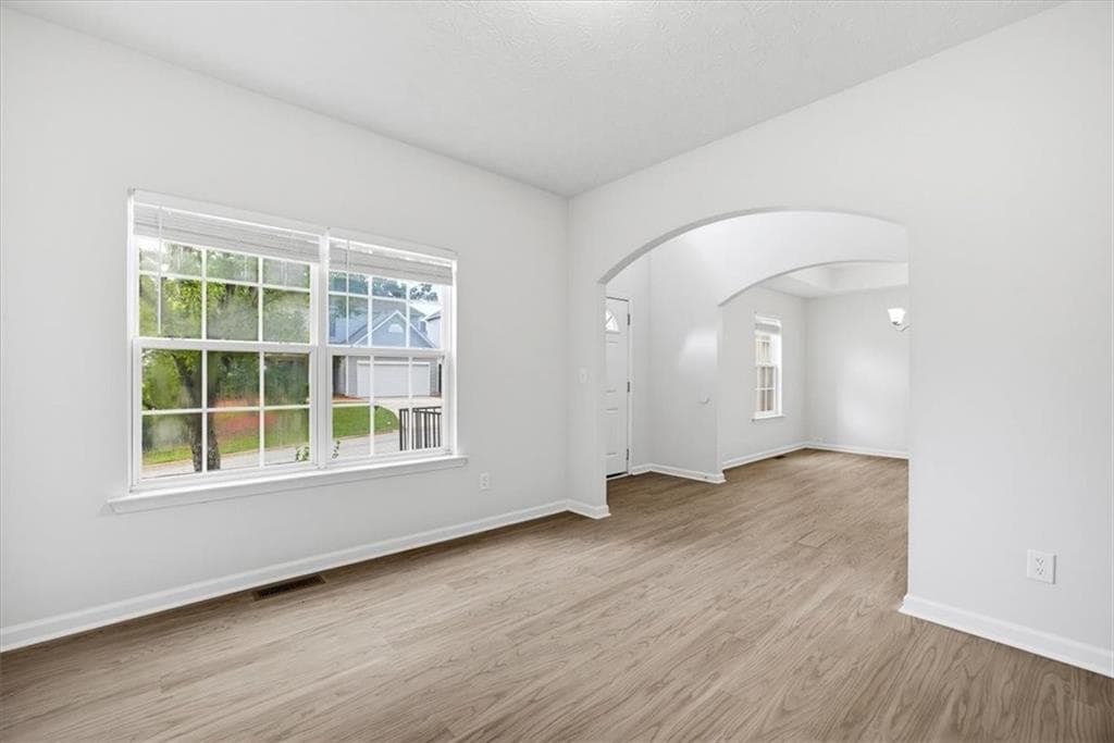 4 bedroom, 2 bathroom, 2,917 sq ft single family residence for sale at 3014 New Haven Lane, Villa Rica, GA 30180 — photo 8