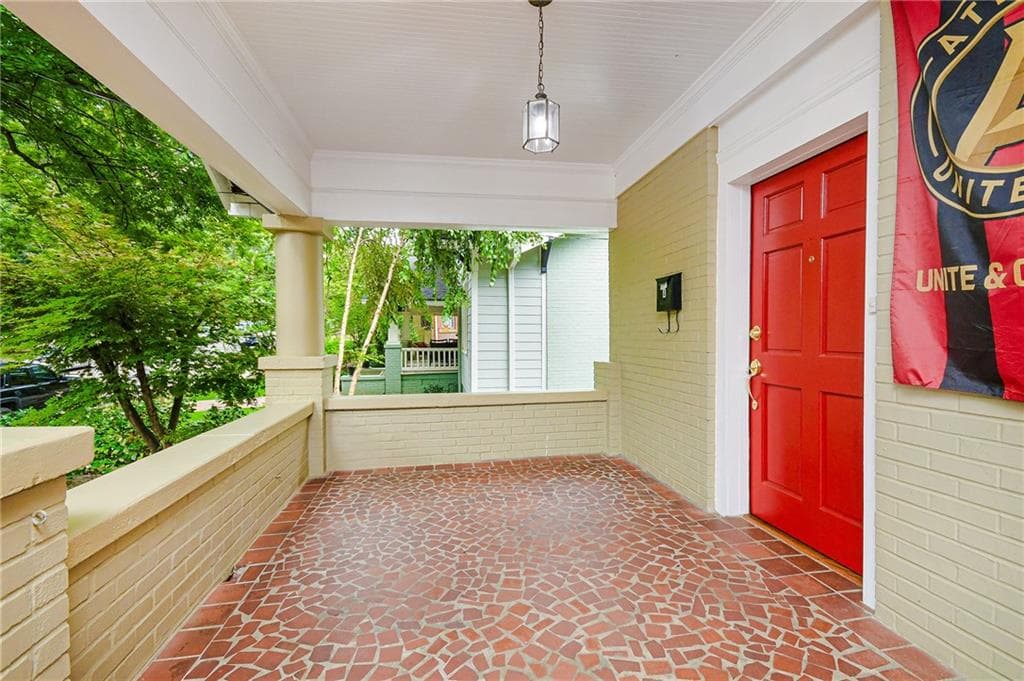 2 bedroom, 2 bathroom, 1,200 sq ft duplex for rent at 327 4th Street A, Atlanta, GA 30308 for $2,550 a month — photo 3