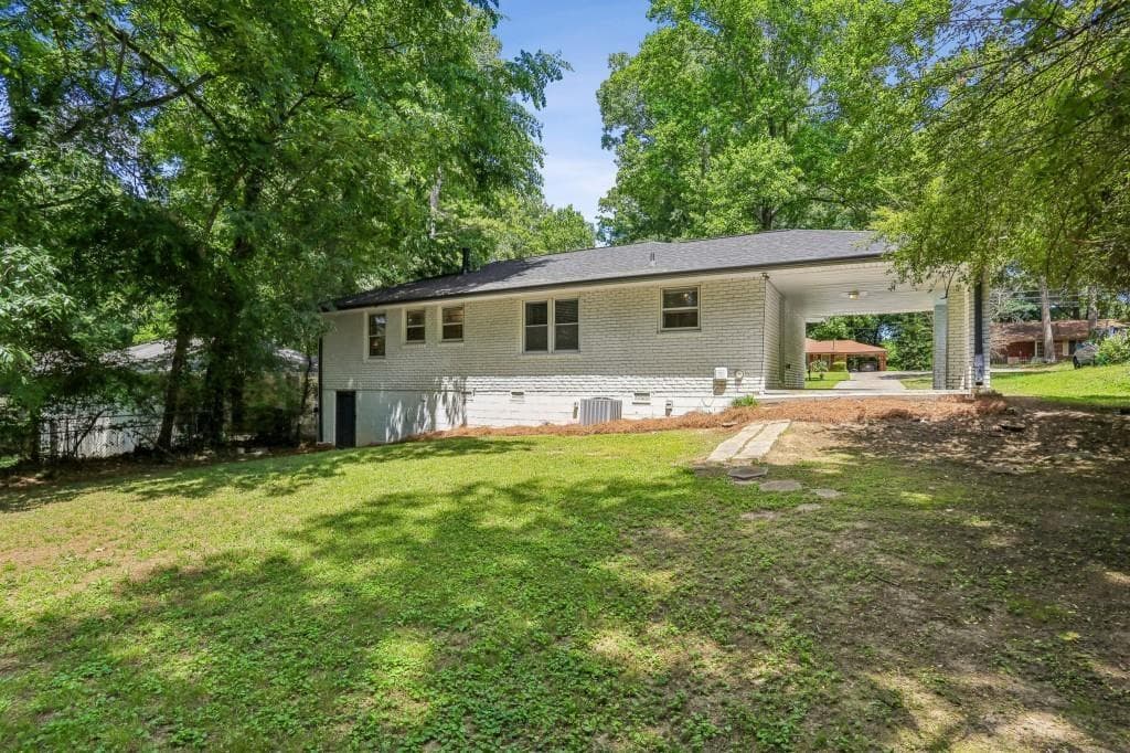 3 bedroom, 2 bathroom, 1,185 sq ft single family residence for sale at 1879 Long, Decatur, GA 30032 — photo 6
