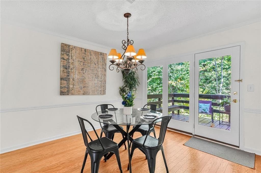2 bedroom, 3 bathroom, 1,594 sq ft condominium for sale at 2474 Northlake Court, Atlanta, GA 30345 — photo 6