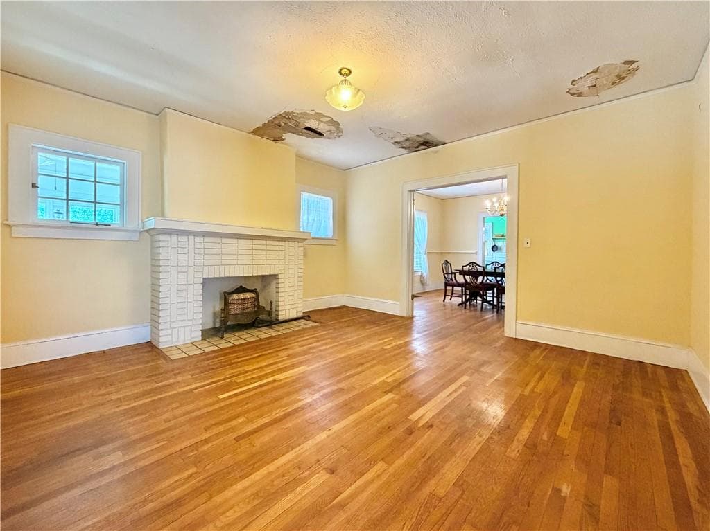 3 bedroom, 1 bathroom, 1,319 sq ft single family residence for sale at 1563 Sylvan Road, Atlanta, GA 30310 — photo 10