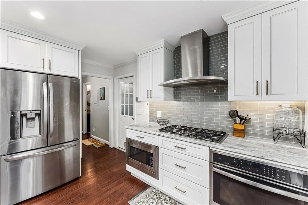 4 bedroom, 4 bathroom, 3,567 sq ft single family residence for sale at 3665 High Green Drive, Marietta, GA 30068 — photo 4