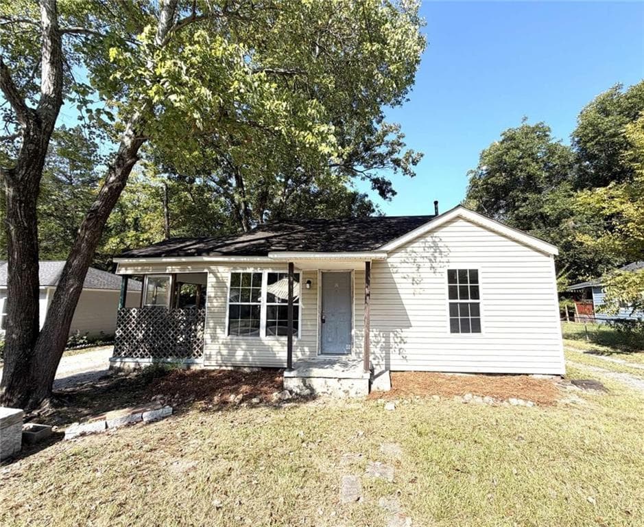 3 bedroom, 1 bathroom, 1,090 sq ft single family residence sold at 12 Williamson Street, Rome, GA 30165