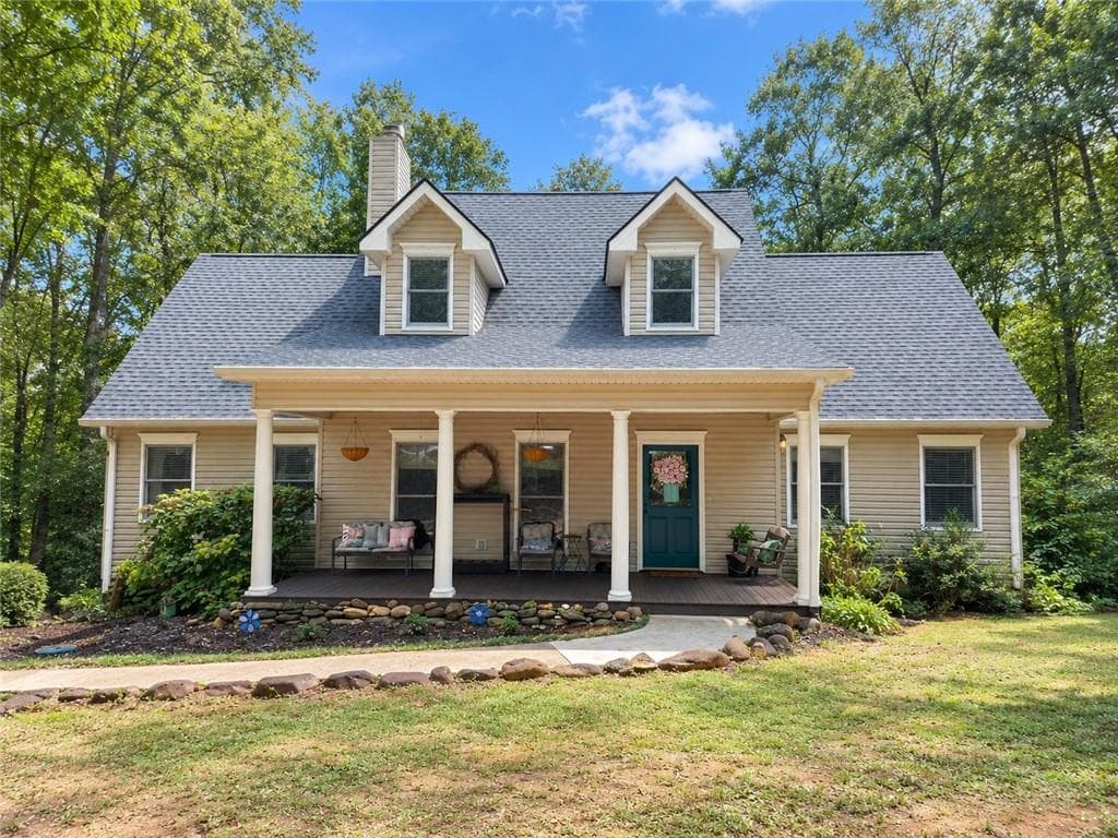 5 bedroom, 4 bathroom, 3,822 sq ft single family residence for sale at 399 Grindstone Creek Drive, Clarkesville, GA 30523 — photo 1 of 63