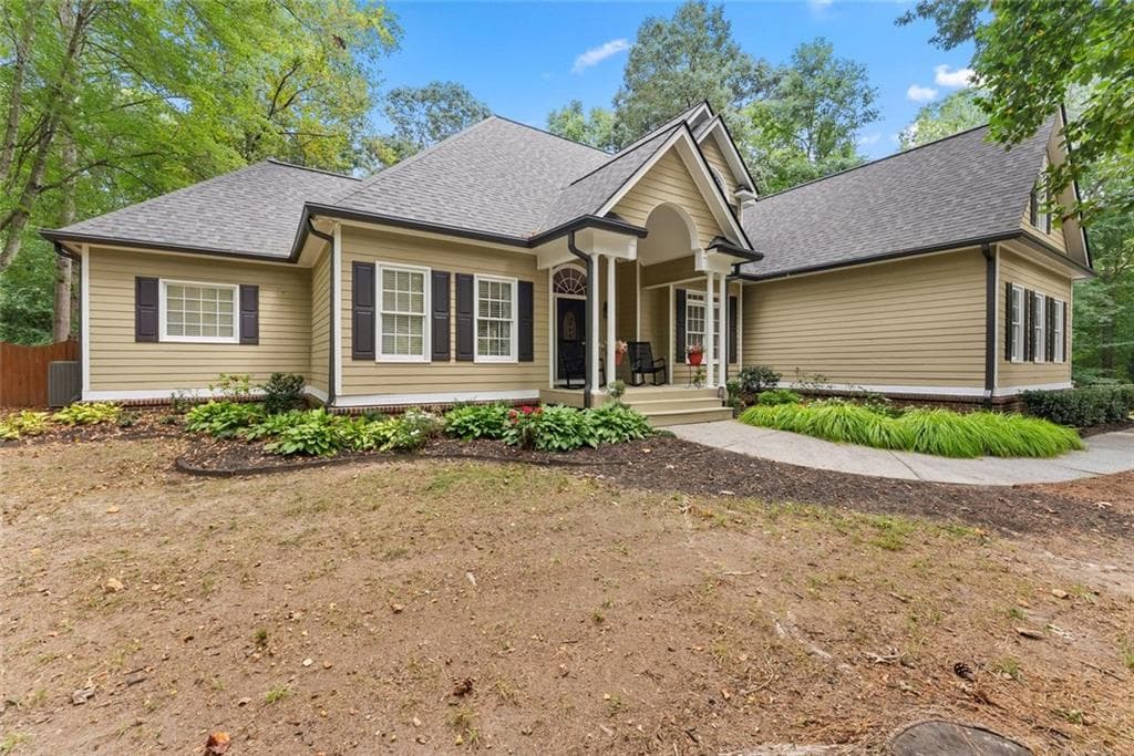 4 bedroom, 3 bathroom, 3,072 sq ft single family residence for sale at 3650 Lake Seminole Drive, Buford, GA 30519 — photo 2