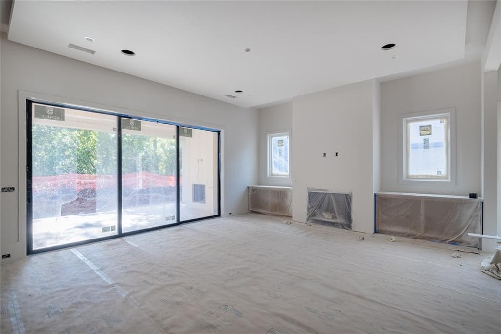 5 bedroom, 6 bathroom, 4,355 sq ft single family residence for sale at 2756 Winding Lane, Brookhaven, GA 30319 — photo 6