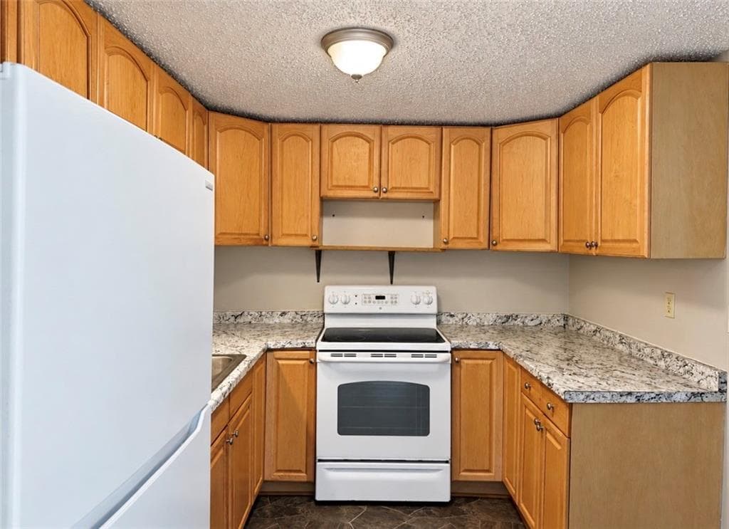 4 bedroom, 2 bathroom, 1,386 sq ft single family residence for sale at 802 Wesley Chapel Road, Villa Rica, GA 30180 — photo 6