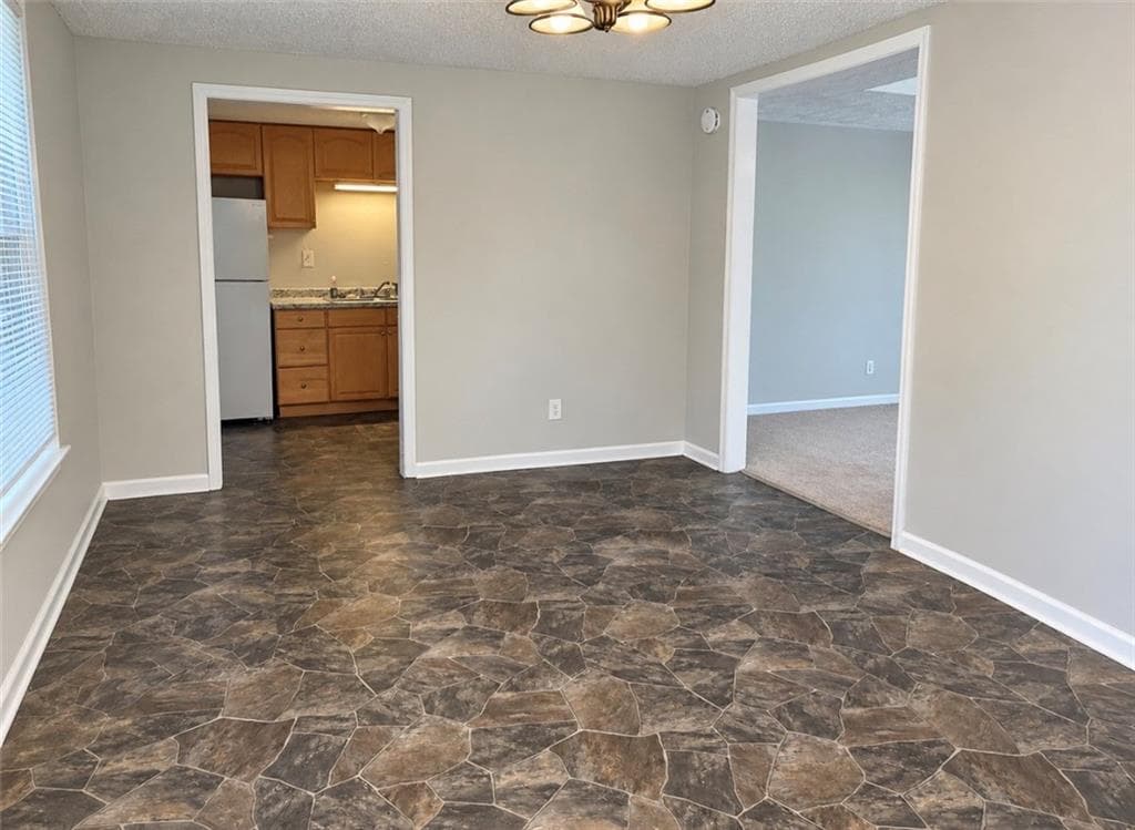 4 bedroom, 2 bathroom, 1,386 sq ft single family residence for sale at 802 Wesley Chapel Road, Villa Rica, GA 30180 — photo 7