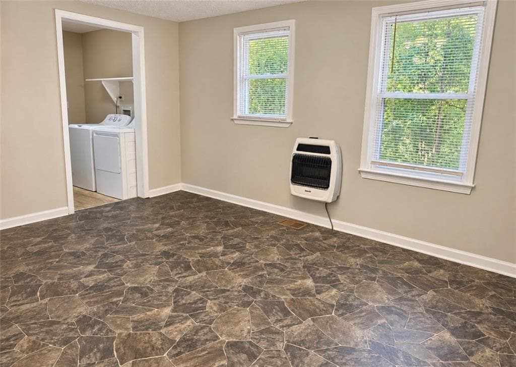 4 bedroom, 2 bathroom, 1,386 sq ft single family residence for sale at 802 Wesley Chapel Road, Villa Rica, GA 30180 — photo 8