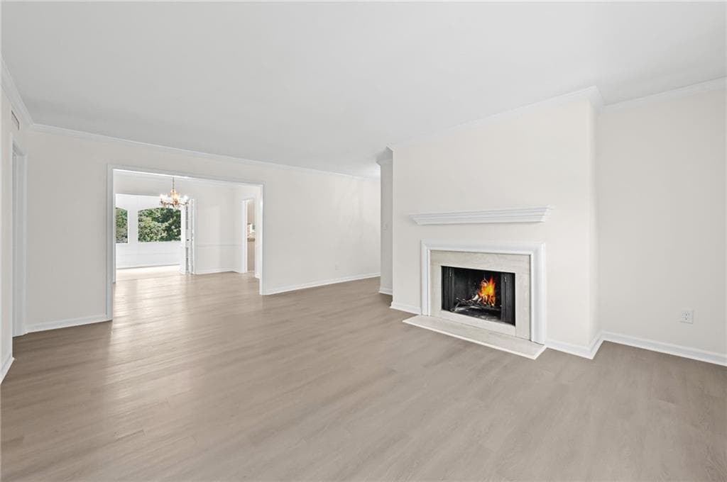 3 bedroom, 2 bathroom, 1,670 sq ft condominium for sale at 70 Chaumont Square, Atlanta, GA 30327 — photo 7