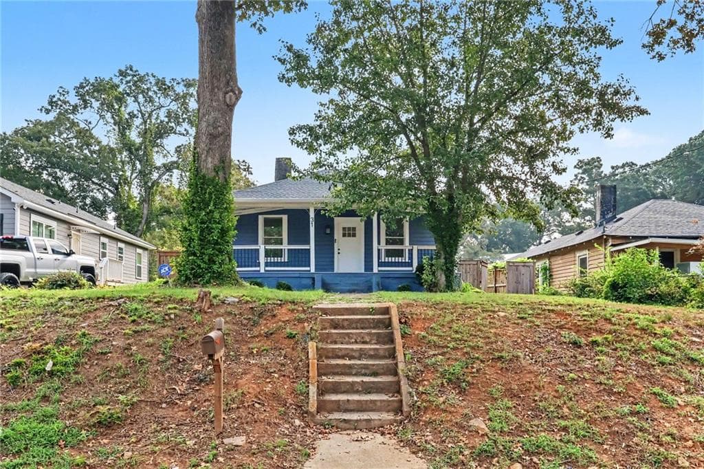 3 bedroom, 2 bathroom, 1,405 sq ft single family residence for sale at 31 Mildred Place NW, Atlanta, GA 30318 — photo 8