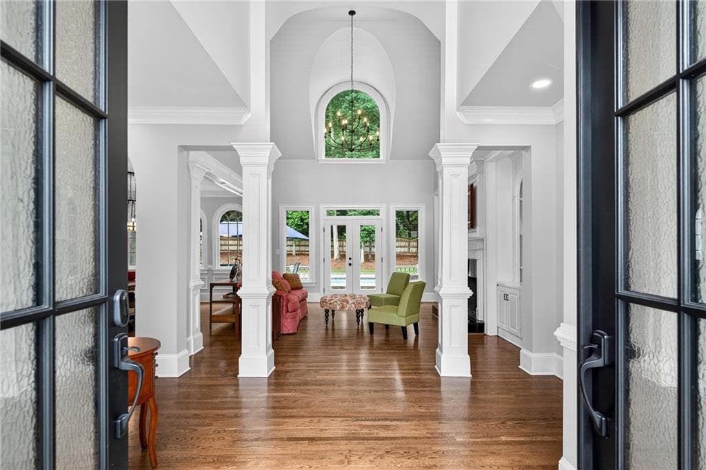 5 bedroom, 6 bathroom, 6,748 sq ft single family residence for sale at 4164 Nobleman Point, Peachtree Corners, GA 30097 — photo 3