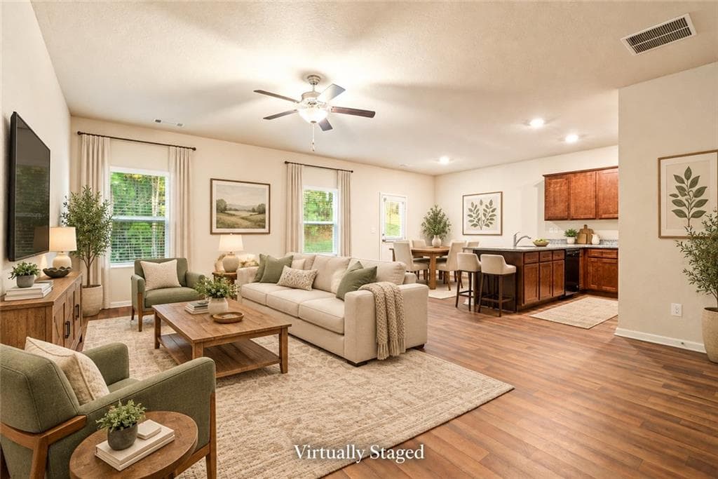 3 bedroom, 3 bathroom, 1,692 sq ft single family residence for sale at 372 Morning Drive, Athens, GA 30606 — photo 2