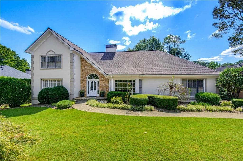 4 bedroom, 3 bathroom, 3,572 sq ft single family residence for sale at 1001 Ashebrooke Court, Marietta, GA 30068 — photo 1 of 53