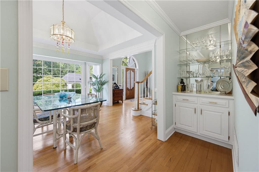 4 bedroom, 3 bathroom, 3,572 sq ft single family residence for sale at 1001 Ashebrooke Court, Marietta, GA 30068 — photo 9