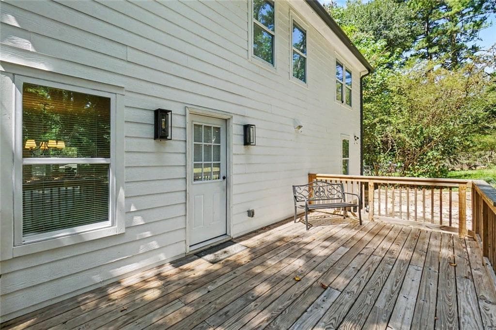 5 bedroom, 4 bathroom, 2,780 sq ft single family residence for sale at 770 Waters Drive, Atlanta, GA 30310 — photo 7