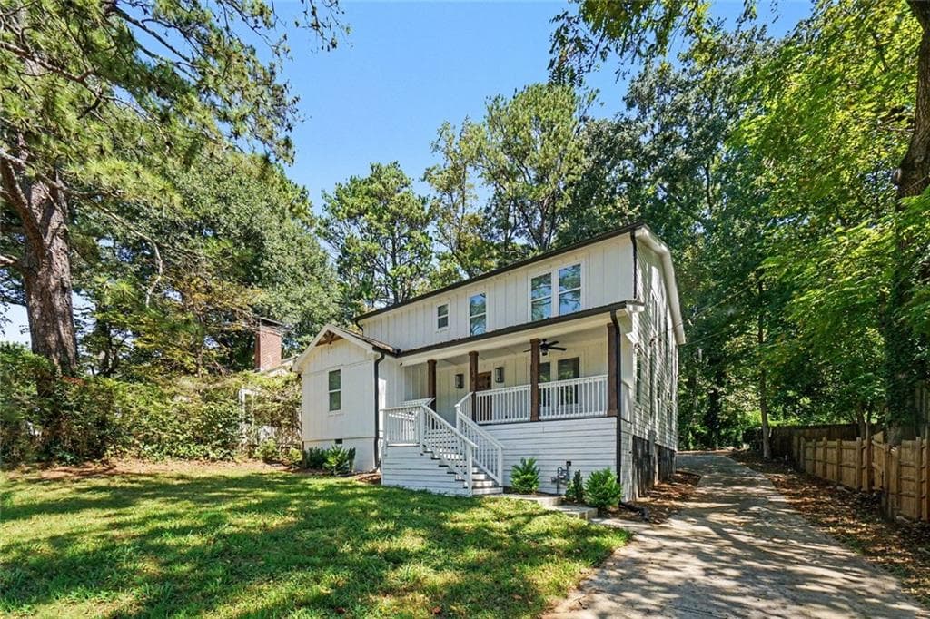 5 bedroom, 4 bathroom, 2,780 sq ft single family residence for sale at 770 Waters Drive, Atlanta, GA 30310 — photo 9