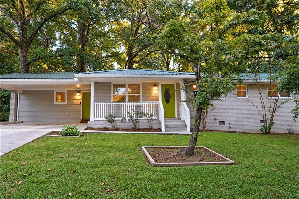 3 bedroom, 2 bathroom, 1,344 sq ft single family residence for sale at 6395 Hemp Street, Douglasville, GA 30135 — photo 2