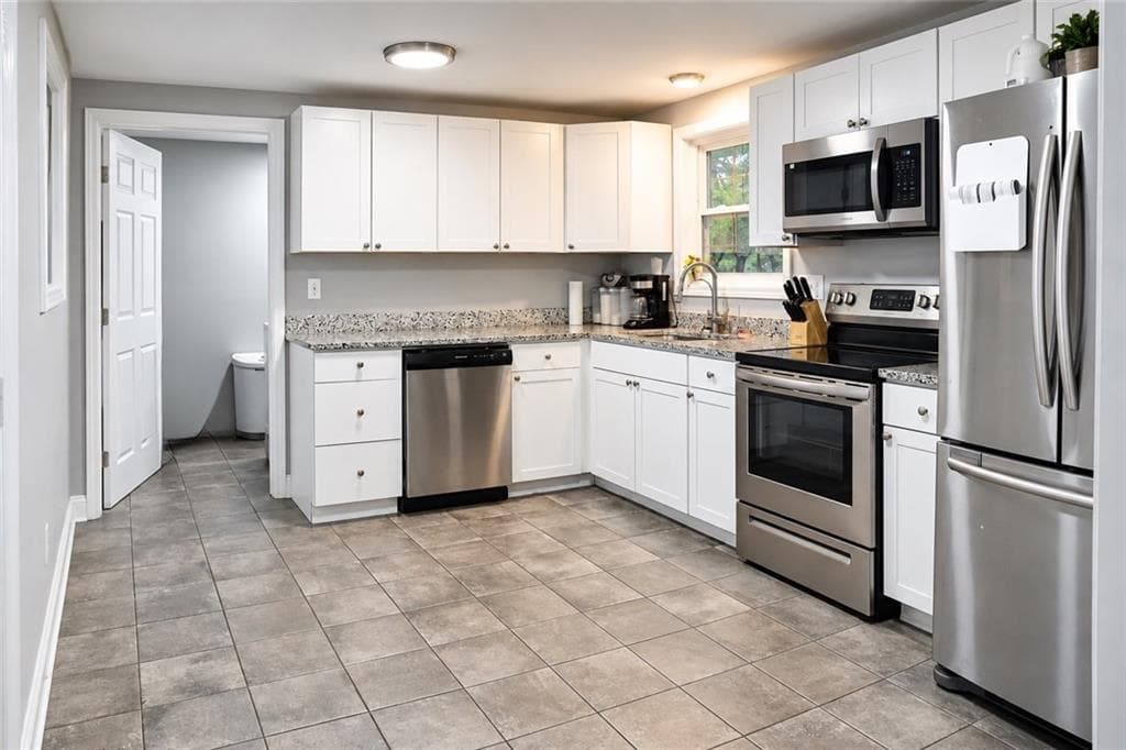 3 bedroom, 2 bathroom, 1,344 sq ft single family residence for sale at 6395 Hemp Street, Douglasville, GA 30135 — photo 6