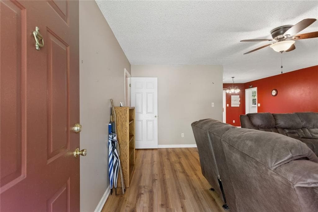 3 bedroom, 2 bathroom, 1,190 sq ft single family residence for sale at 38 Bridge Drive, Douglasville, GA 30134 — photo 5