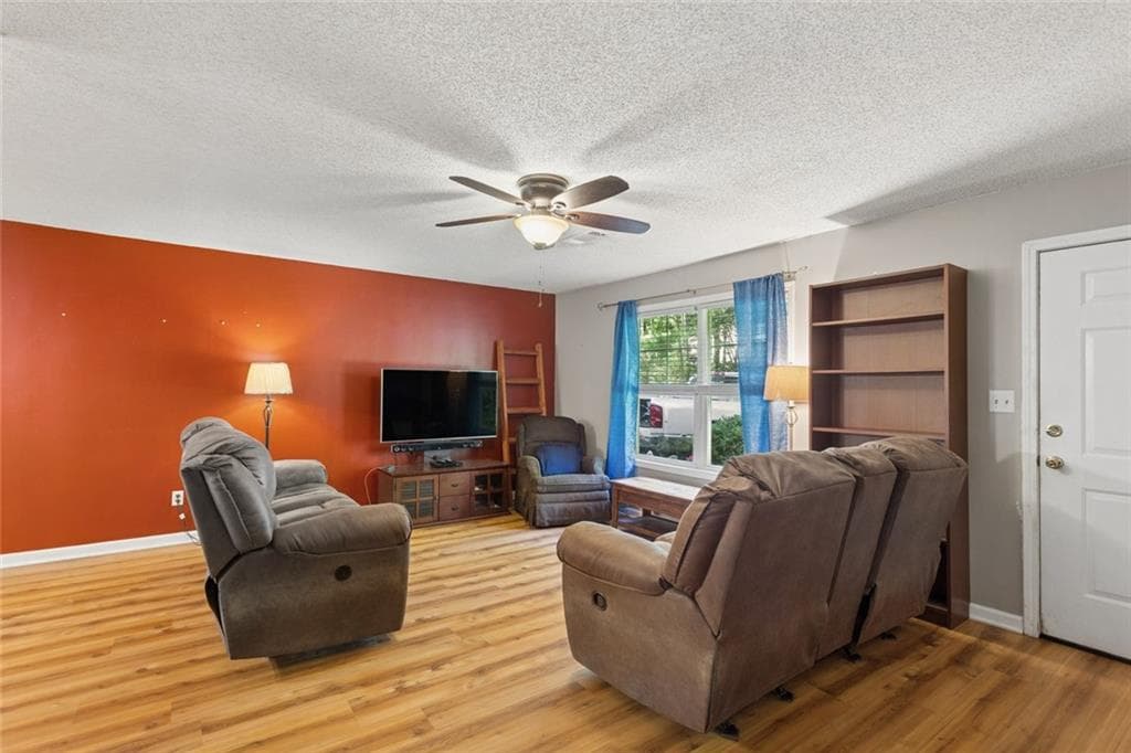 3 bedroom, 2 bathroom, 1,190 sq ft single family residence for sale at 38 Bridge Drive, Douglasville, GA 30134 — photo 6