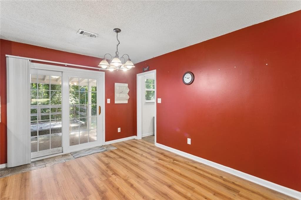 3 bedroom, 2 bathroom, 1,190 sq ft single family residence for sale at 38 Bridge Drive, Douglasville, GA 30134 — photo 8