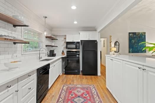 2 bedroom, 2 bathroom, 1,102 sq ft condominium for rent at 1020 Scott Boulevard B4, Decatur, GA 30030 for $2,250 a month — photo 5
