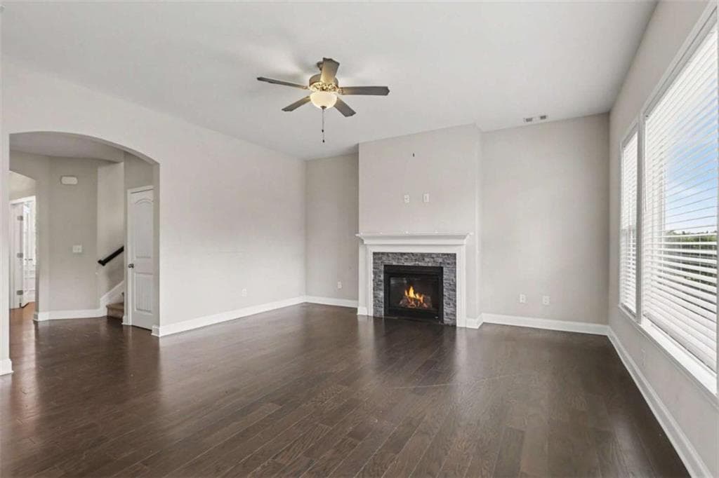 4 bedroom, 4 bathroom, 3,146 sq ft single family residence for sale at 4946 Creekside Lane, Powder Springs, GA 30127 — photo 3