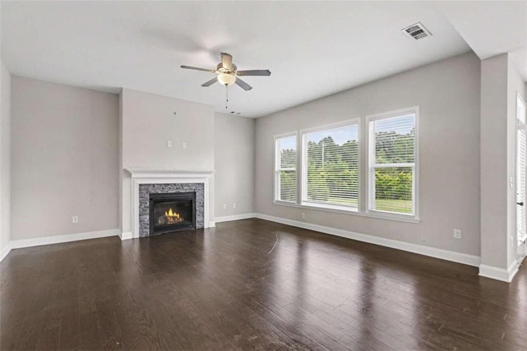 4 bedroom, 4 bathroom, 3,146 sq ft single family residence for sale at 4946 Creekside Lane, Powder Springs, GA 30127 — photo 5