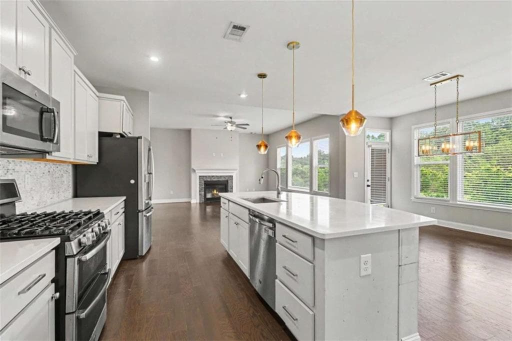 4 bedroom, 4 bathroom, 3,146 sq ft single family residence for sale at 4946 Creekside Lane, Powder Springs, GA 30127 — photo 6