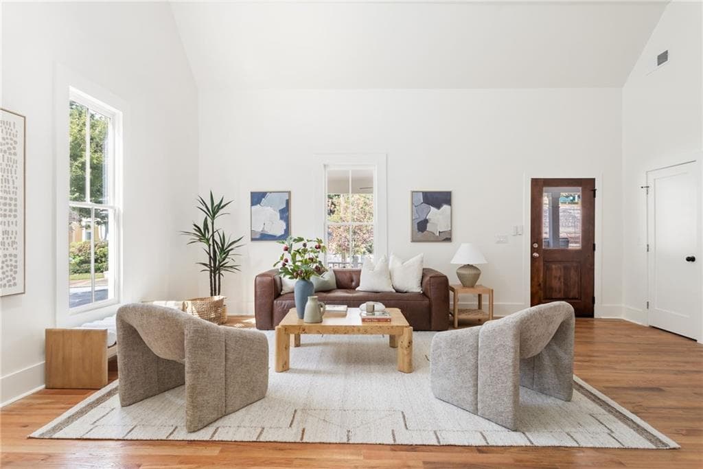 5 bedroom, 4 bathroom, 2,528 sq ft single family residence under contract at 716 Oakland Avenue, Atlanta, GA 30315 — photo 6