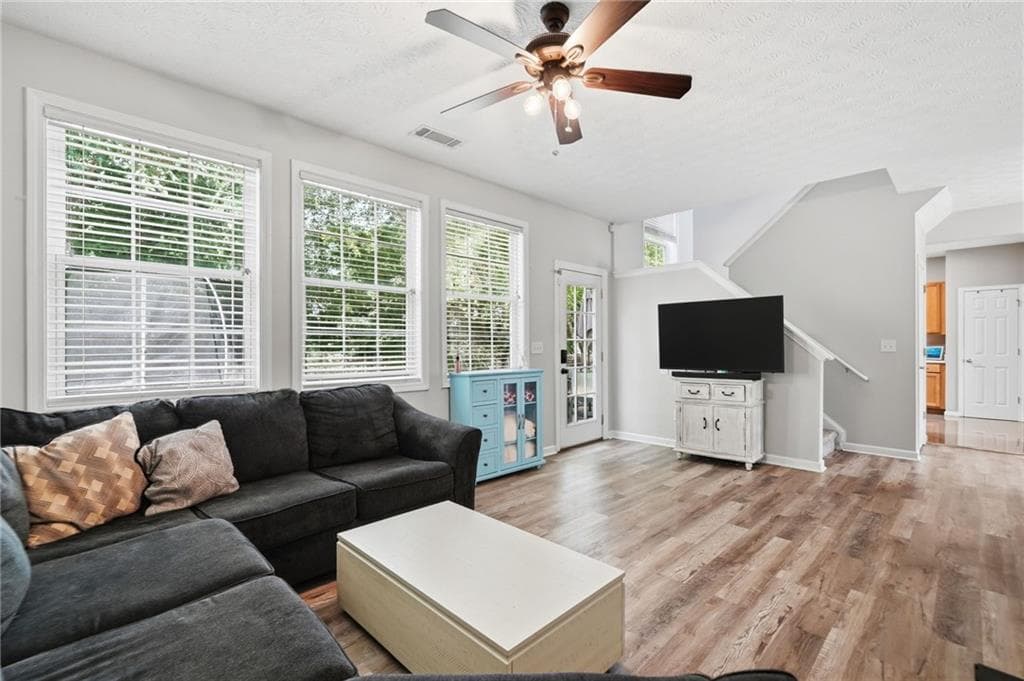 3 bedroom, 3 bathroom, 1,801 sq ft single family residence for sale at 406 Cobalt Valley Lane, Canton, GA 30114 — photo 5