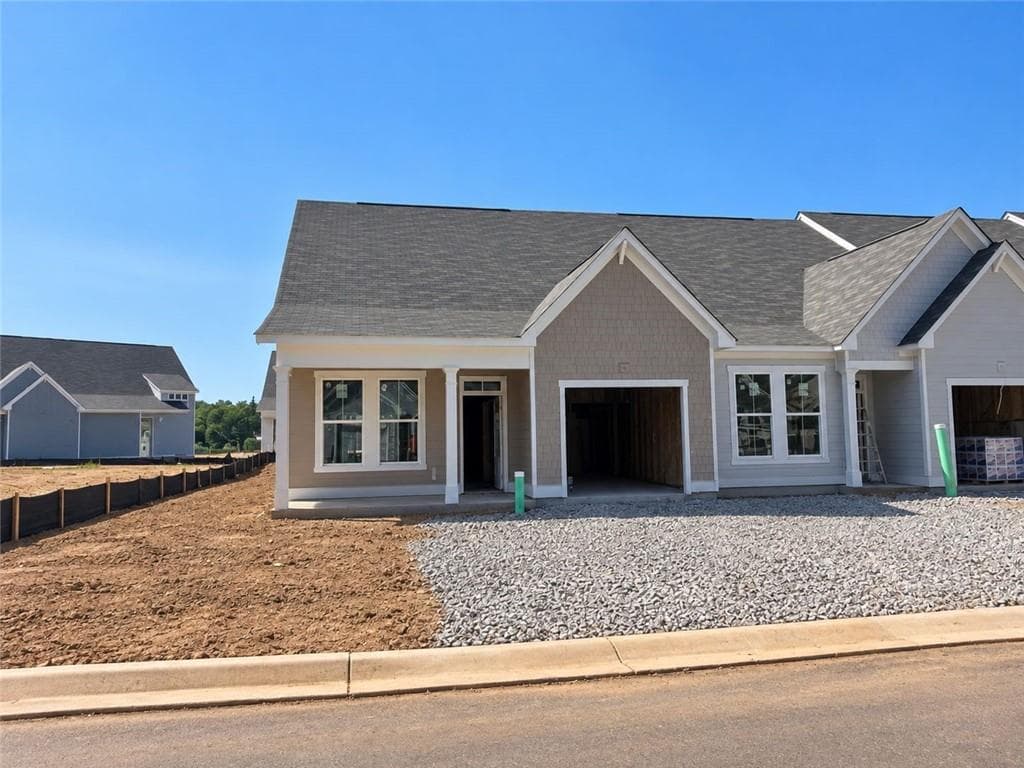 2 bedroom, 3 bathroom, 1,732 sq ft townhouse for sale at 117 Harmony Circle, Cartersville, GA 30120