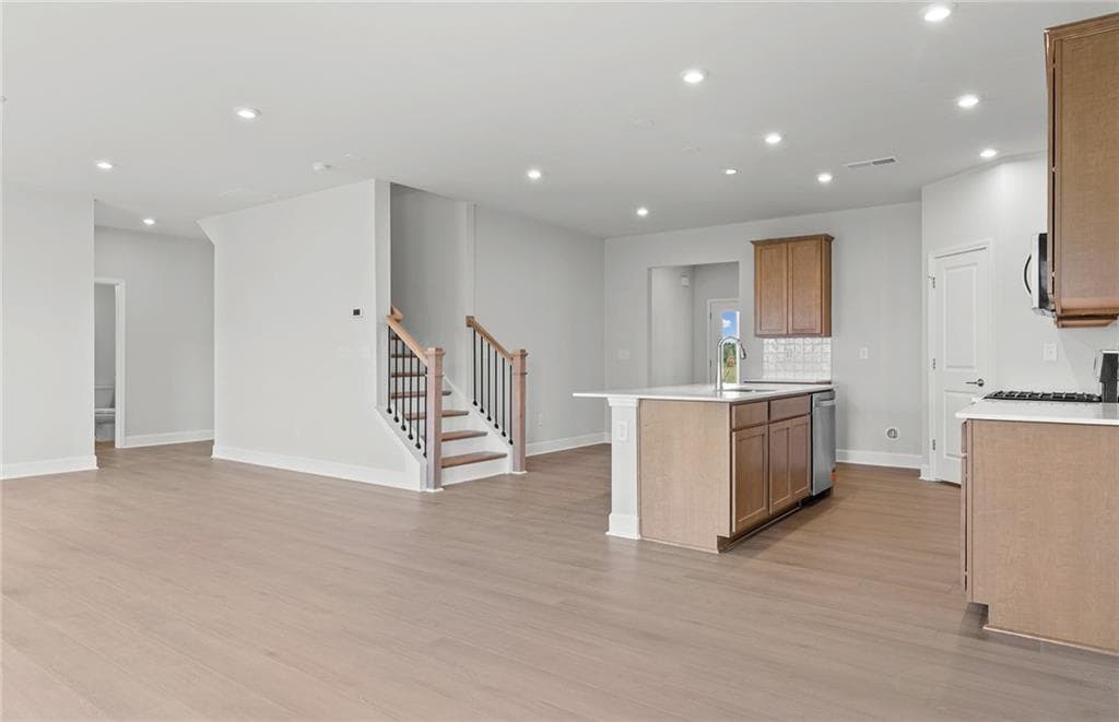 4 bedroom, 3 bathroom, 2,622 sq ft single family residence for sale at 252 Delilah Street, Mcdonough, GA 30252 — photo 10