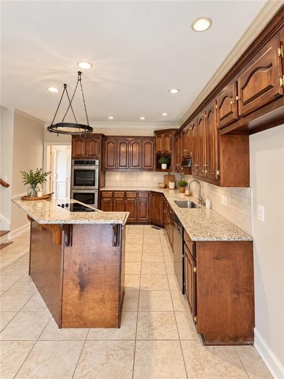 4 bedroom, 3 bathroom, 3,946 sq ft single family residence under contract at 865 Streamside Drive, Mcdonough, GA 30252 — photo 9