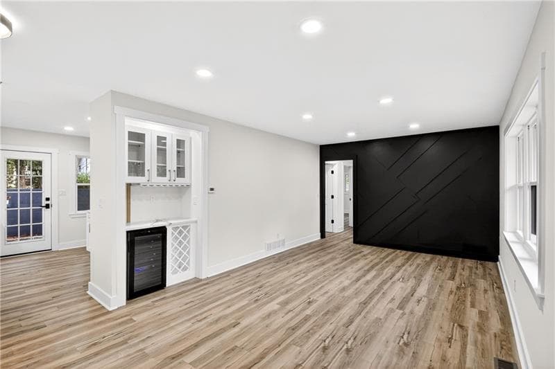 4 bedroom, 3 bathroom, 1,170 sq ft single family residence for sale at 2563 Lancaster Drive, Atlanta, GA 30344 — photo 9