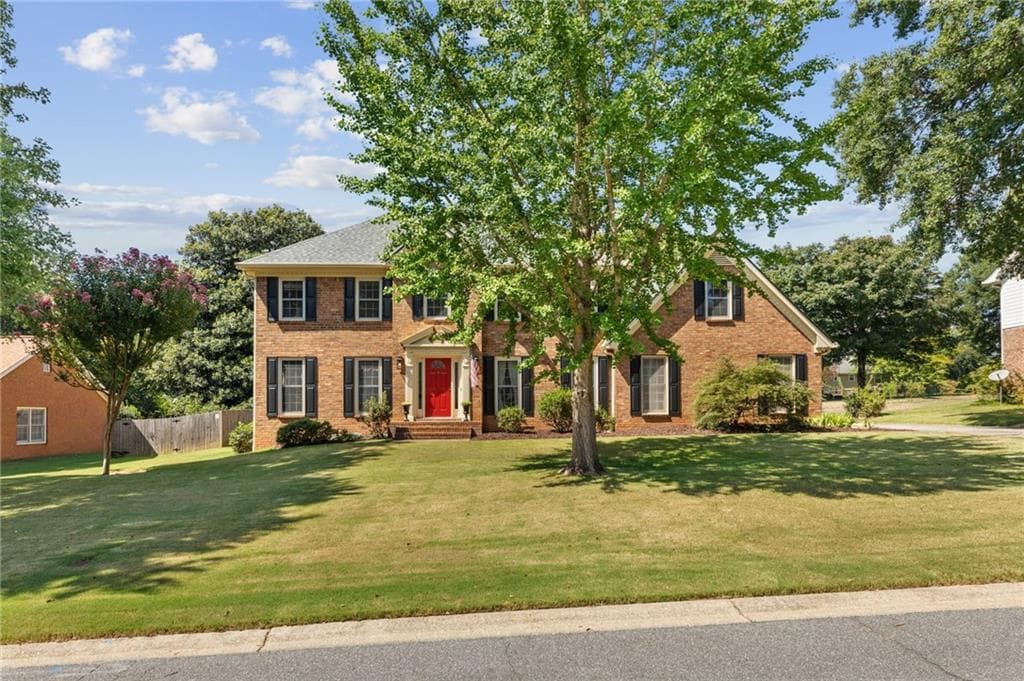 4 bedroom, 3 bathroom, 2,818 sq ft single family residence for sale at 5063 Bridgeport Lane, Peachtree Corners, GA 30092 — photo 5