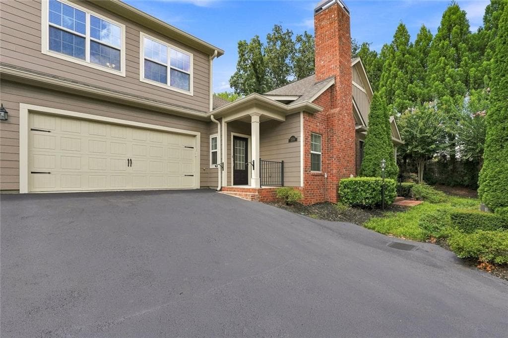 4 bedroom, 3 bathroom, 3,161 sq ft condominium for sale at 159 Kendrick Farm Lane 15, Marietta, GA 30066