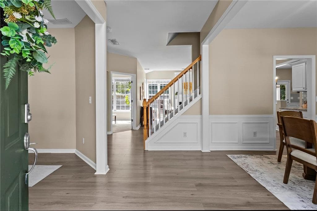 4 bedroom, 3 bathroom, 2,413 sq ft single family residence under contract at 2873 Donamire Lane, Kennesaw, GA 30144 — photo 7